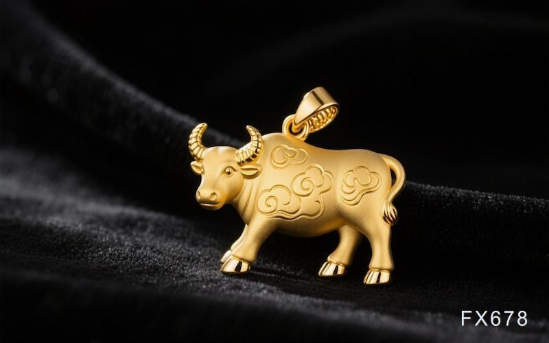 全球长端收益率飙升压制金价，黄金重回区间震荡